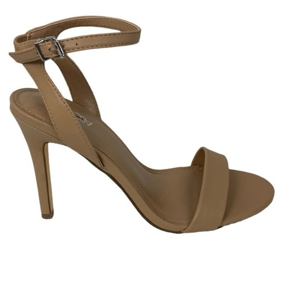 NEW Nordstrom Nude Tan Beige Ankle Strap Heels Minimalist Capsule Wardrobe 8.5 - Picture 6 of 8